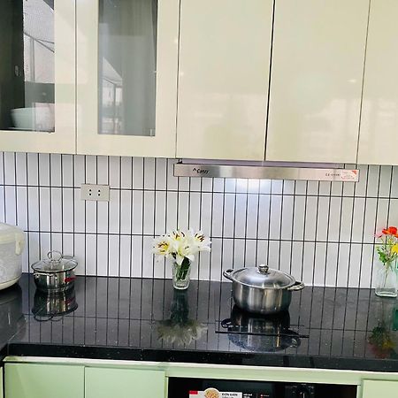 Luxe Paradise Residence 76 To Ngoc Van 하노이 외부 사진